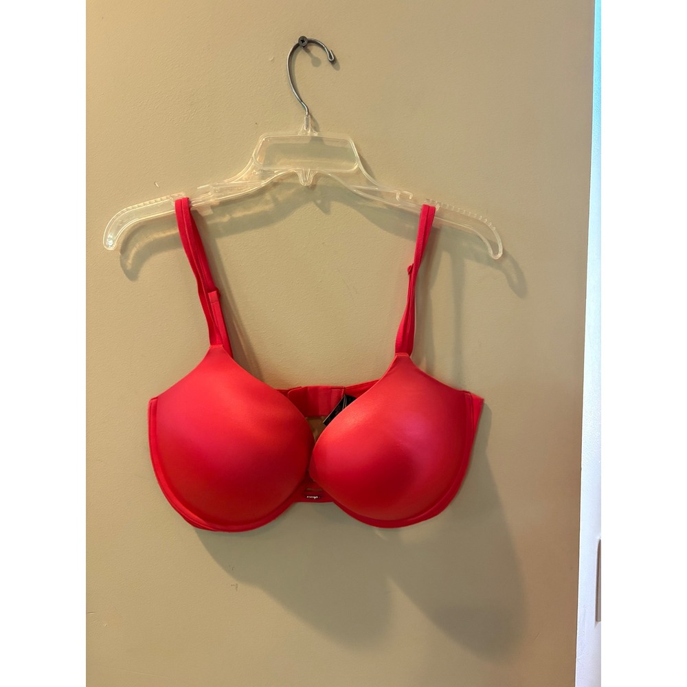 Victoria's Secret Very Sexy Red Push-Up Bra 36DDD F80 Smooth Microfiber